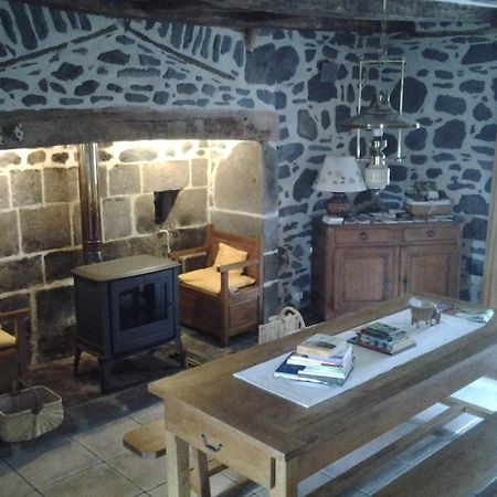 مبيت وإفطار سيلارز Chambre D'Hotes La Maison De Barrouze المظهر الخارجي الصورة