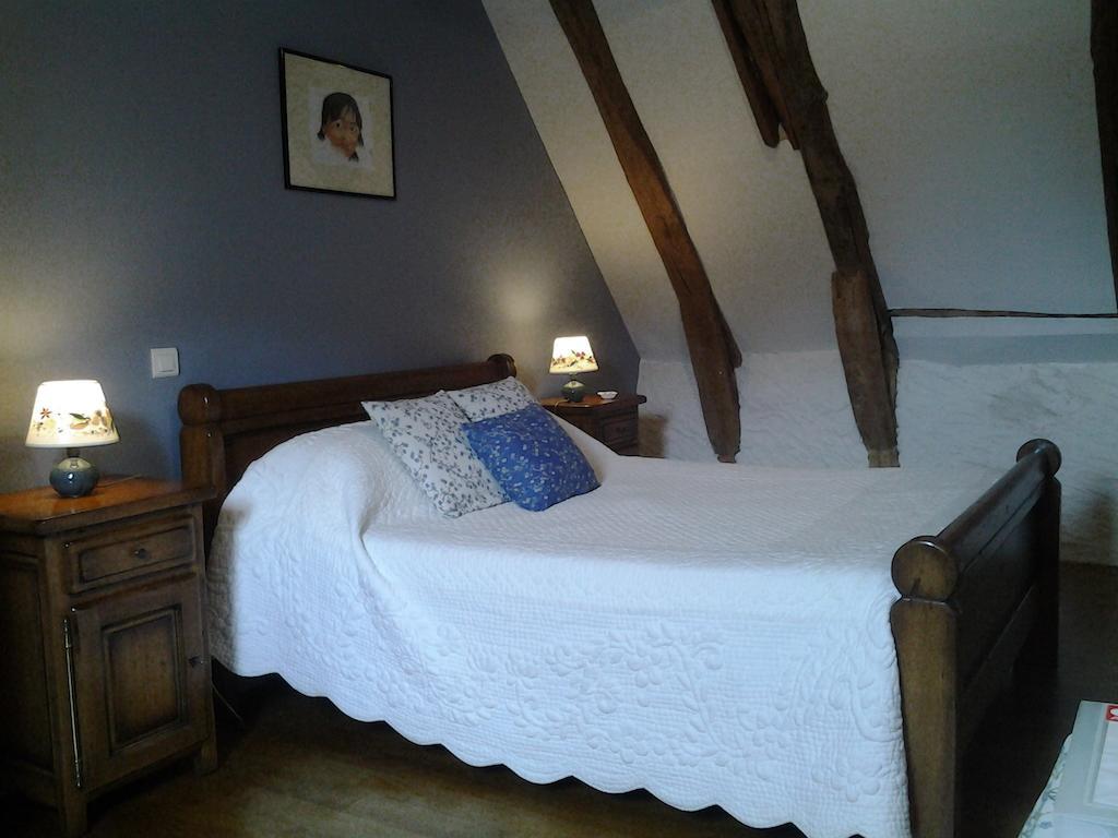 مبيت وإفطار سيلارز Chambre D'Hotes La Maison De Barrouze الغرفة الصورة